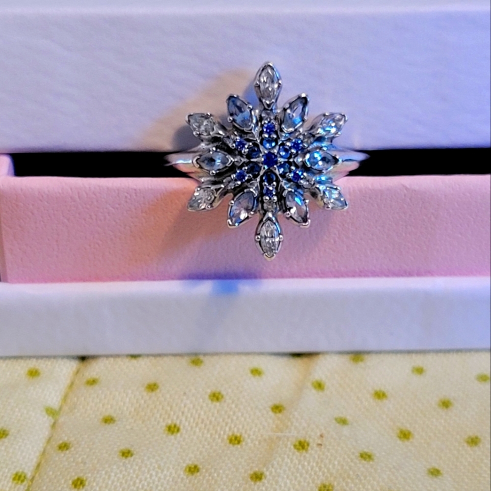 Snowflake Ring Size 7